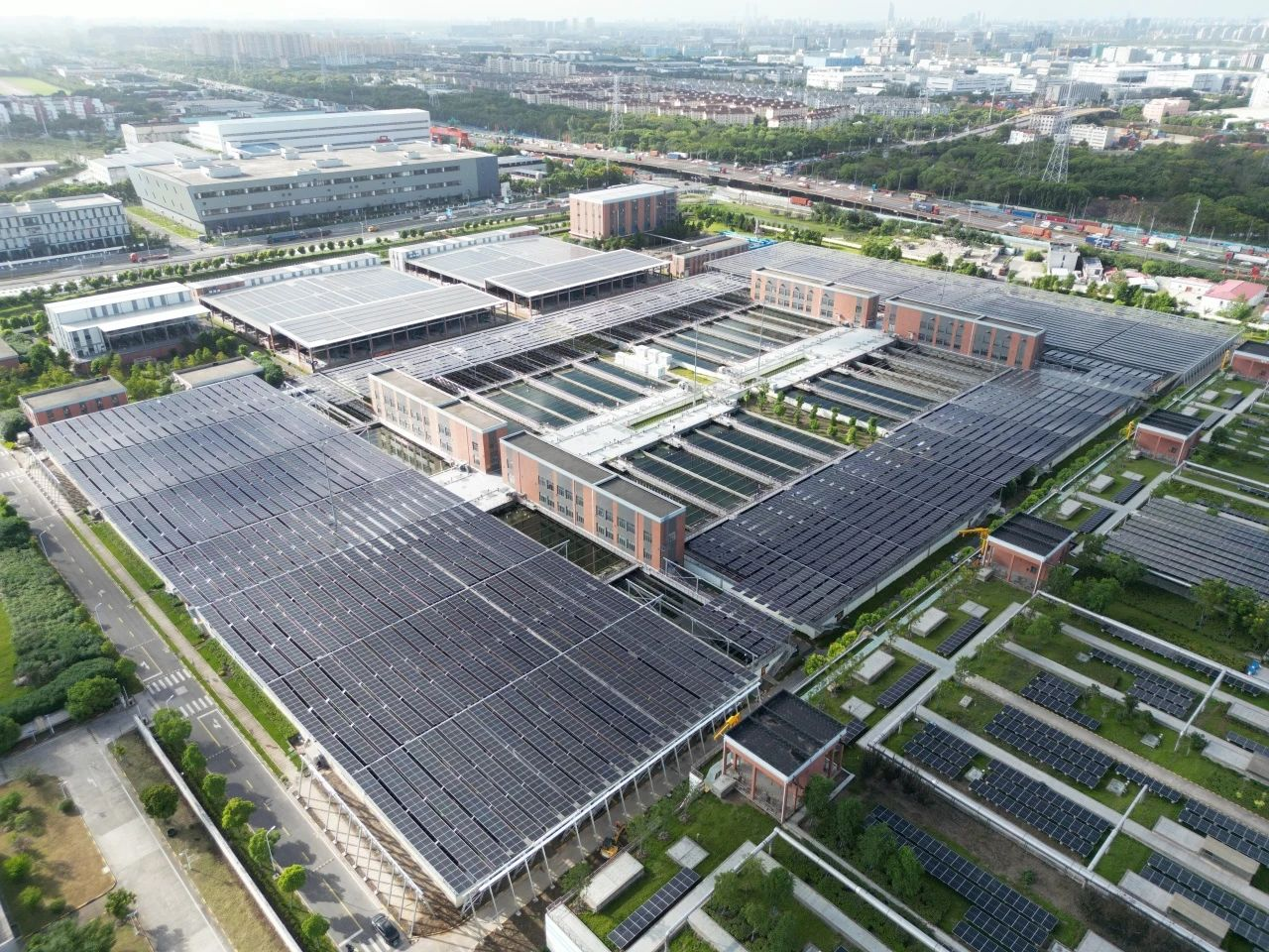 光伏赋能 城投水务绘就高质量发展亮丽底色